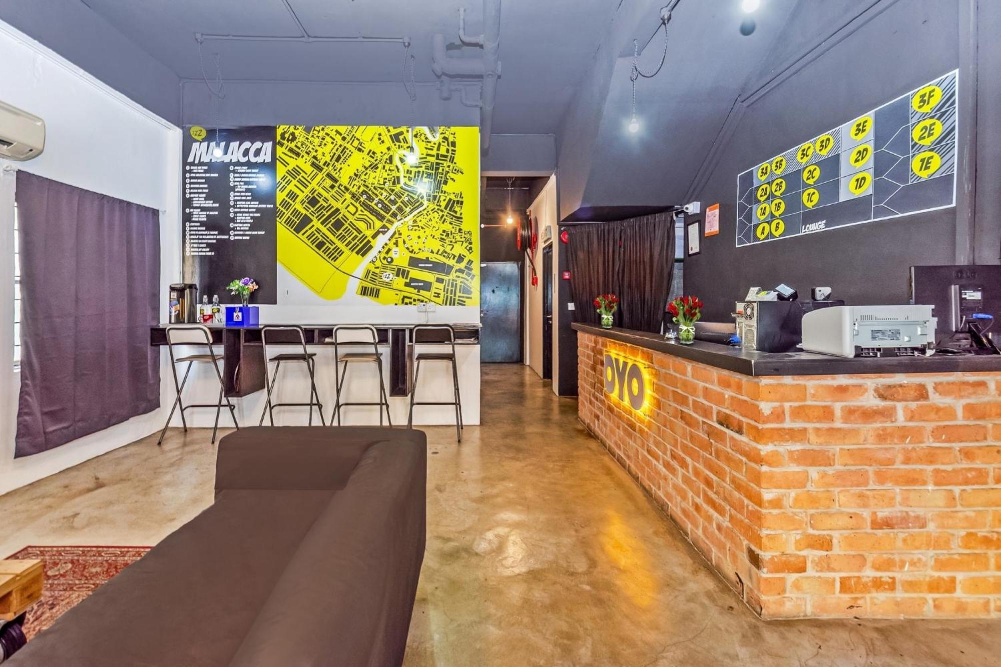 Super Oyo 44032 Zzz Hotel Malacca Luaran gambar